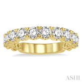 1 1/2 Ctw Lattice Round Cut Diamond Wedding Band in 14K Yellow Gold